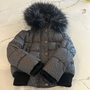 Children appaman jacket. Gray leopard color. Size 3t. Great condition